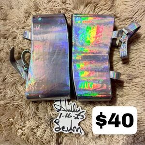 Holographic platform, sandals